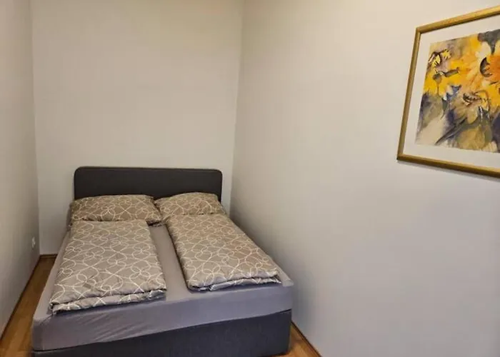 Imperial Flats Apartment *
